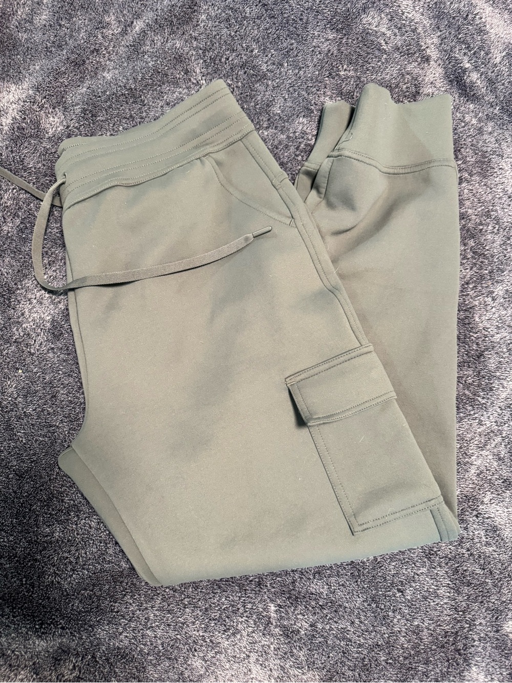 32• Heat Grey Cargo Joggers